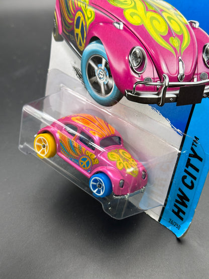 HOT WHEELS - VOLKSWAGEN BEETLE (2015) - TREASURE HUNT - HW CITY: ART CARS