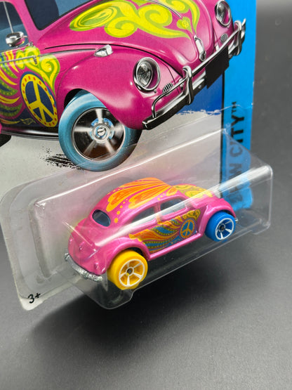 HOT WHEELS - VOLKSWAGEN BEETLE (2015) - TREASURE HUNT - HW CITY: ART CARS
