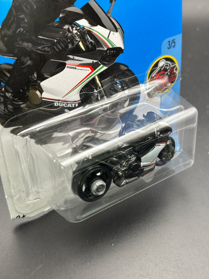 HOT WHEELS - DUCATI 1199 PANIGALE (2017) - HW MOTO 3/5