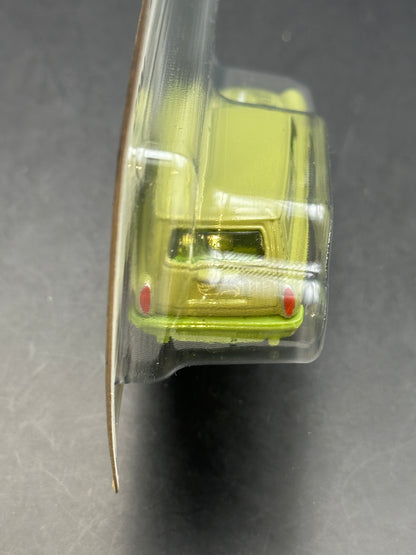 HOT WHEELS - CUSTOM 69 VOLKSWAGEN SQUAREBACK (2026) - HW PANTONE SERIES 2/6