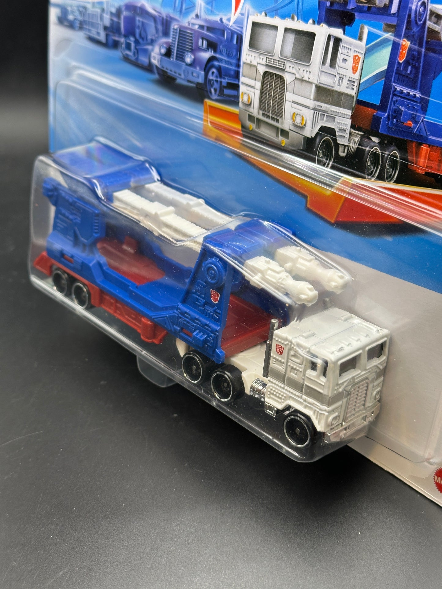 HOT WHEELS - TRANSFORMERS ULTRA MAGNUS - SUPER RIGS