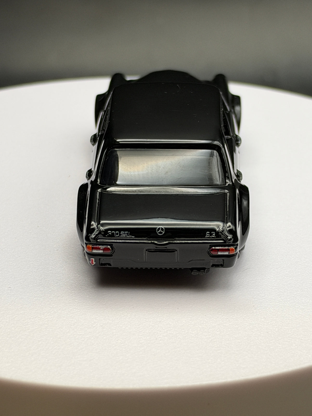 HOT WHEELS - MERCEDES BENZ 300 SEL 6.8 AMG (2026) - CAR CULTURE - THRILL CLIMBERS 5/5 - LOOSE