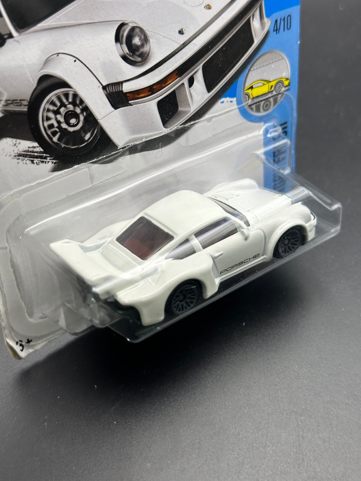 HOT WHEELS - PORSCHE 934.5 (2017) - HW FACTORY FRESH 4/10