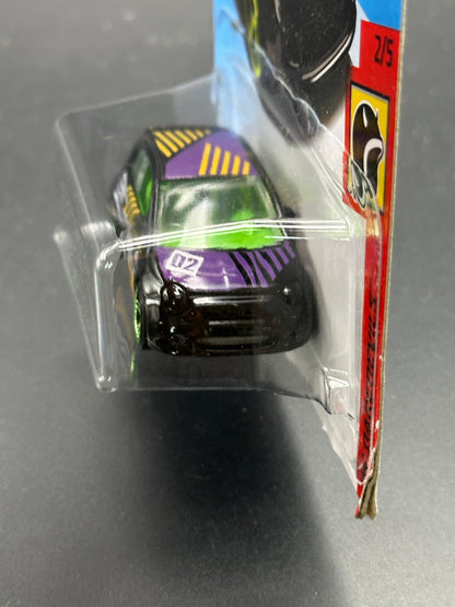 HOT WHEELS - FIAT 500 (2018) - HW DAREDEVILS 2/5
