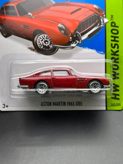 HOT WHEELS - ASTON MARTIN 1963 DB5 (2015) - HW WORKSHOP: THEN AND NOW