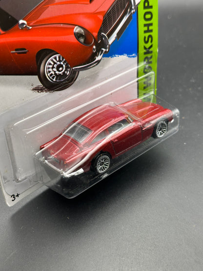 HOT WHEELS - ASTON MARTIN 1963 DB5 (2015) - HW WORKSHOP: THEN AND NOW