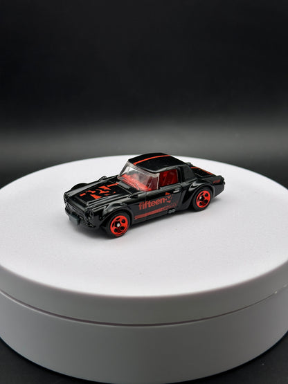 HOT WHEELS - FAIRLADY 2000 (2018) - HW SPEED GRAPHICS 3/10 - LOOSE