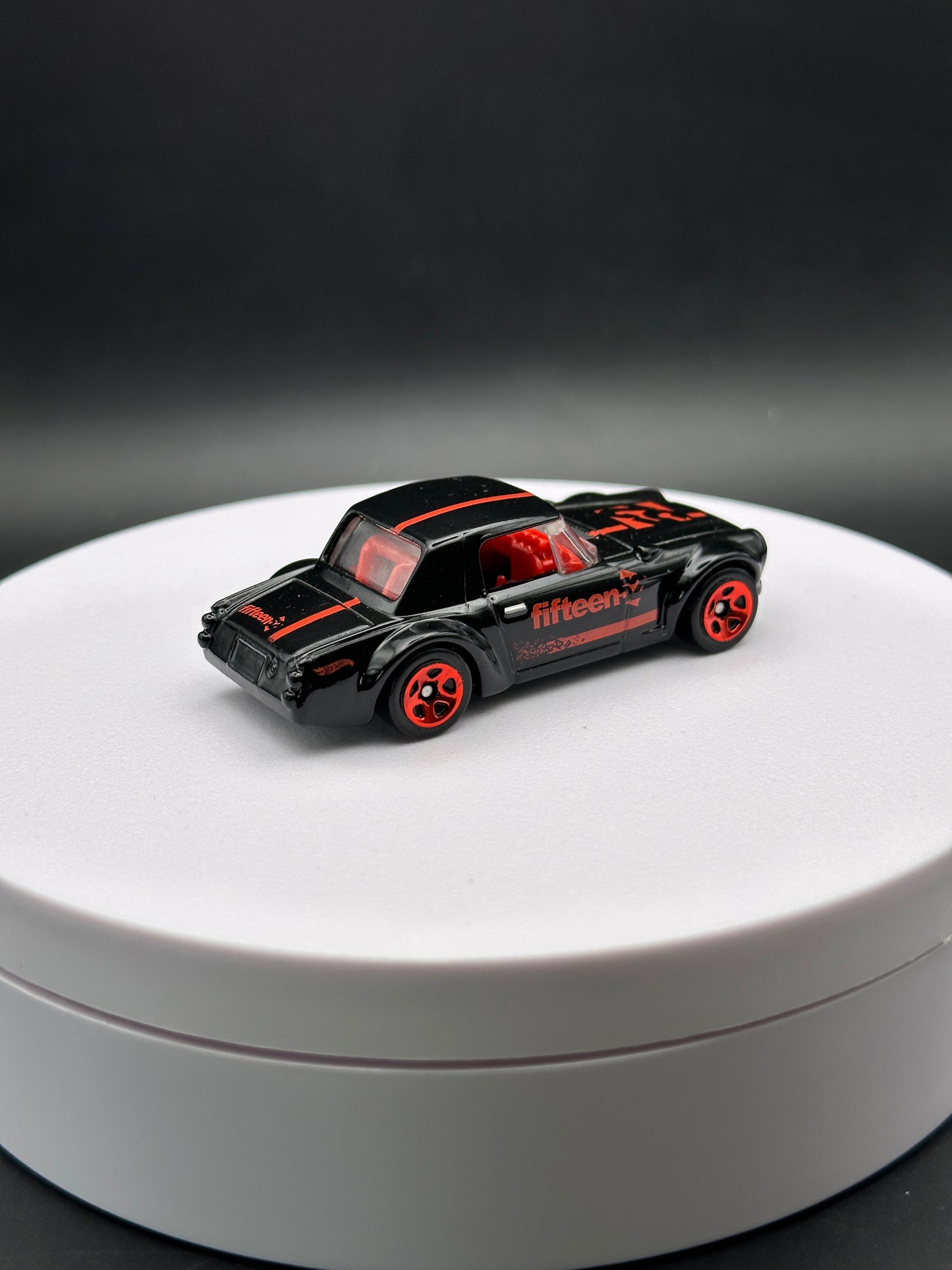 HOT WHEELS - FAIRLADY 2000 (2018) - HW SPEED GRAPHICS 3/10 - LOOSE