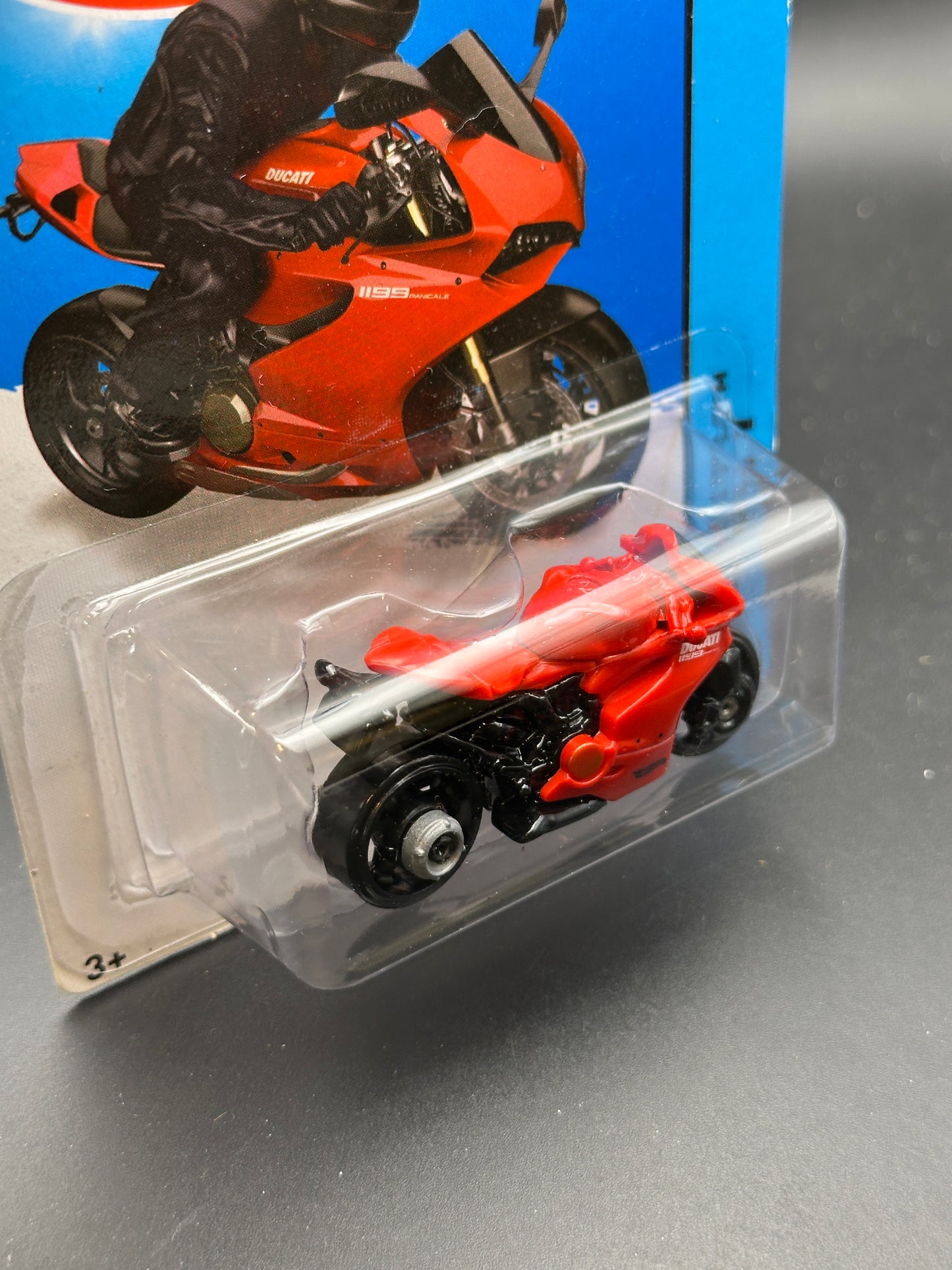 HOT WHEELS - DUCATI 1199 PANIGALE (2014) - HW CITY: SPEED TEAM
