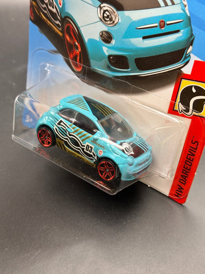 HOT WHEELS - FIAT 500 (2018) - HW DAREDEVILS 2/5
