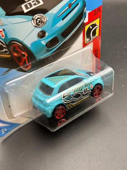 HOT WHEELS - FIAT 500 (2018) - HW DAREDEVILS 2/5
