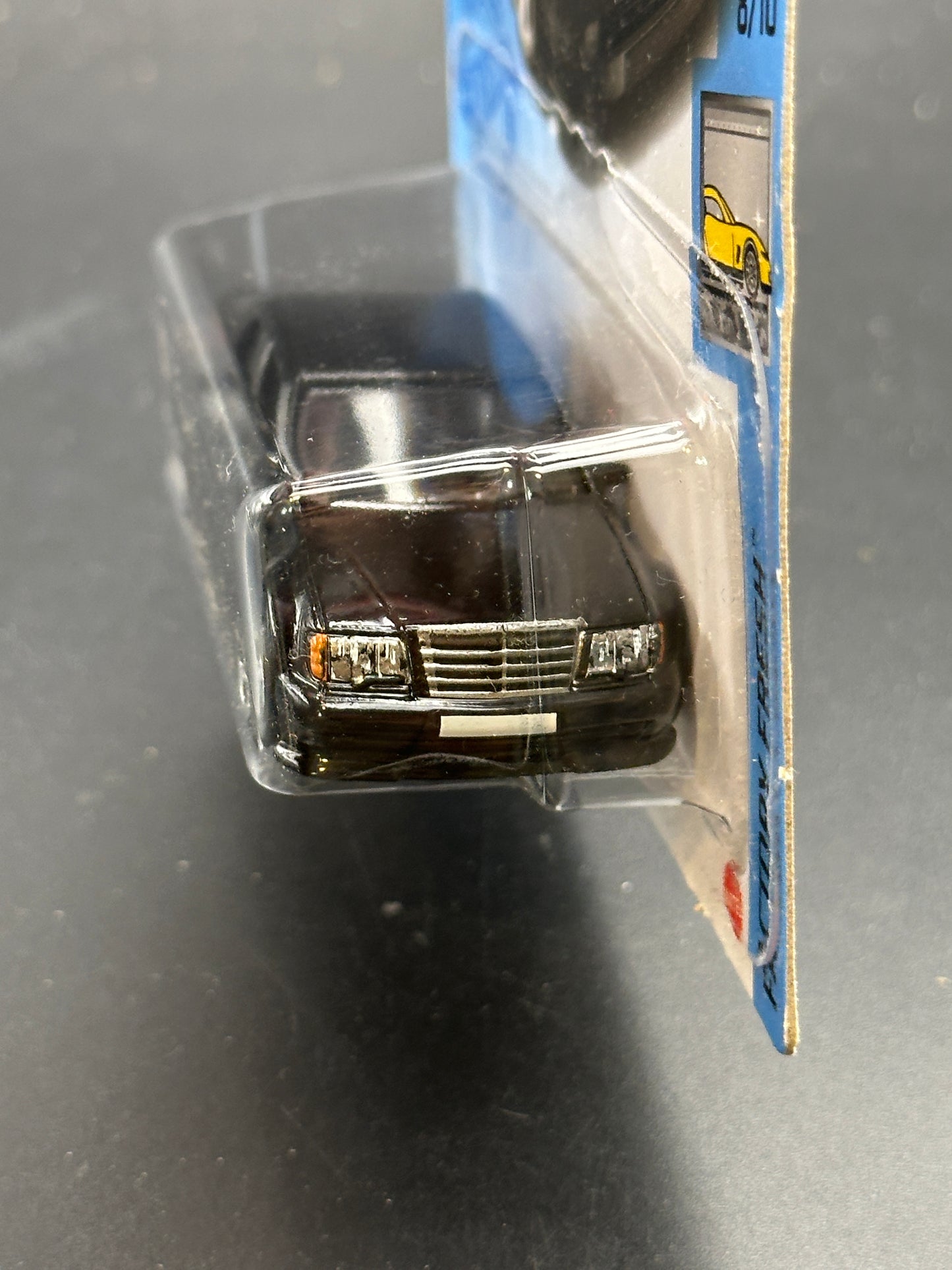 HOT WHEELS - MERCEDES BENZ 500 E (2021) - HW FACTORY FRESH 8/10