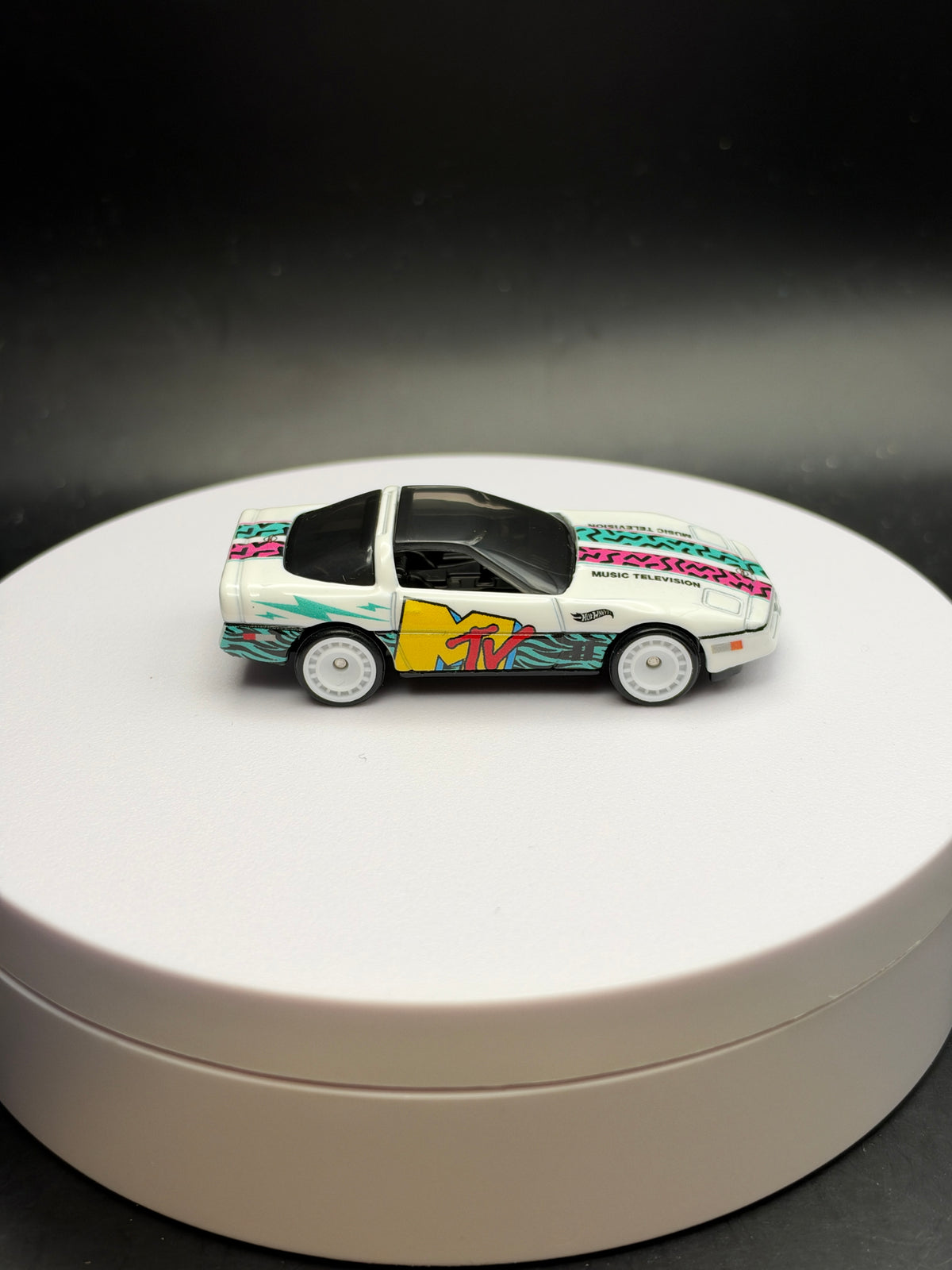 HOT WHEELS - 84 CORVETTE (2026) - MTV - POP CULTURE - LOOSE