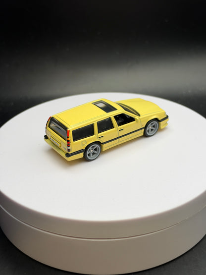 HOT WHEELS - VOLVO 850 ESTATE (2021) - FAST WAGONS 4/5 - LOOSE