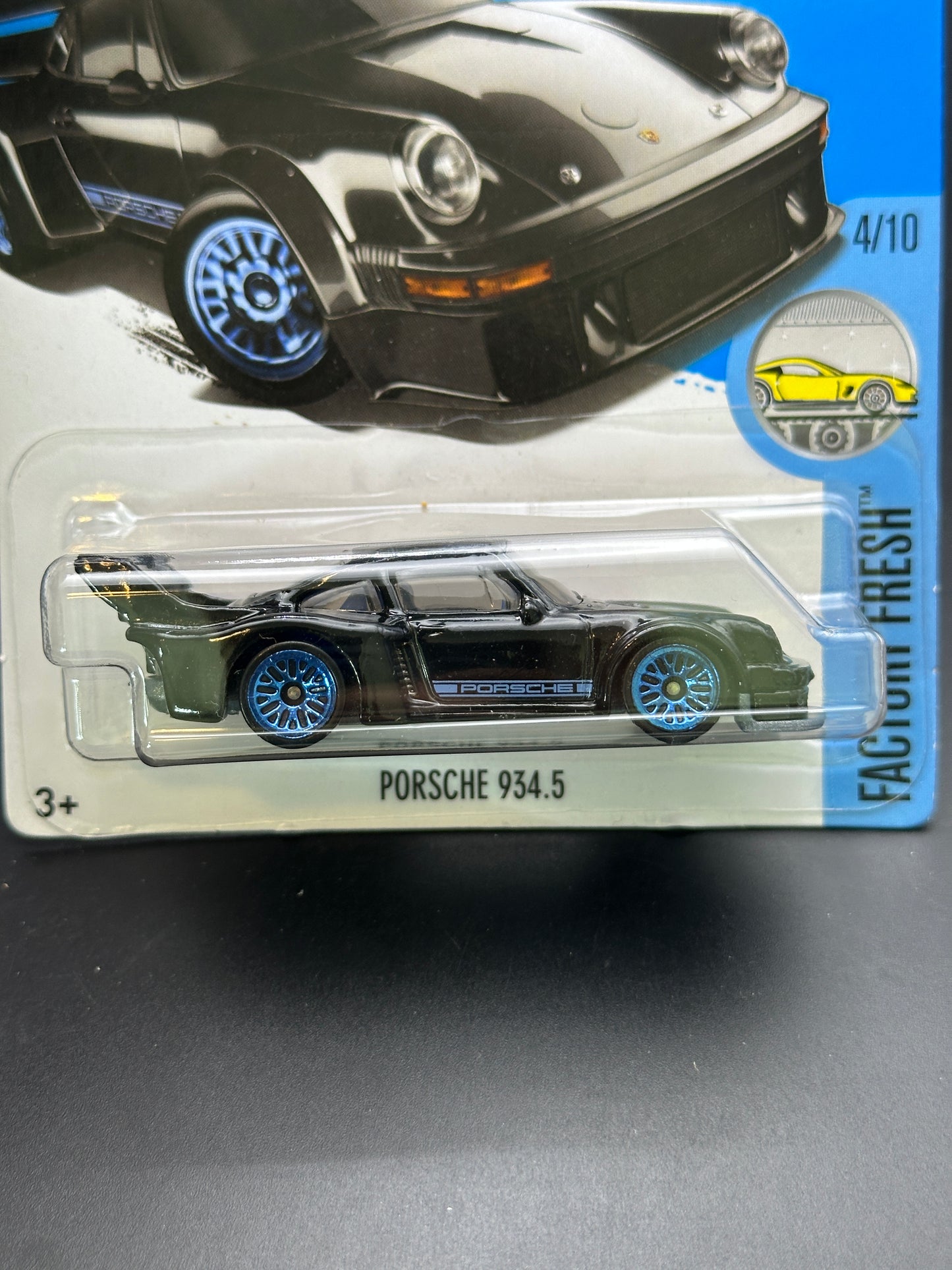 HOT WHEELS - PORSCHE 934.5 (2017) - HW FACTORY FRESH 4/10