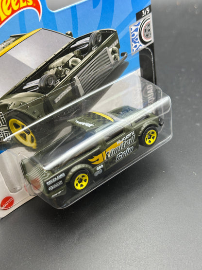 HOT WHEELS - LIMITED GRIP (2024) - HW ROD SQUAD 3/5