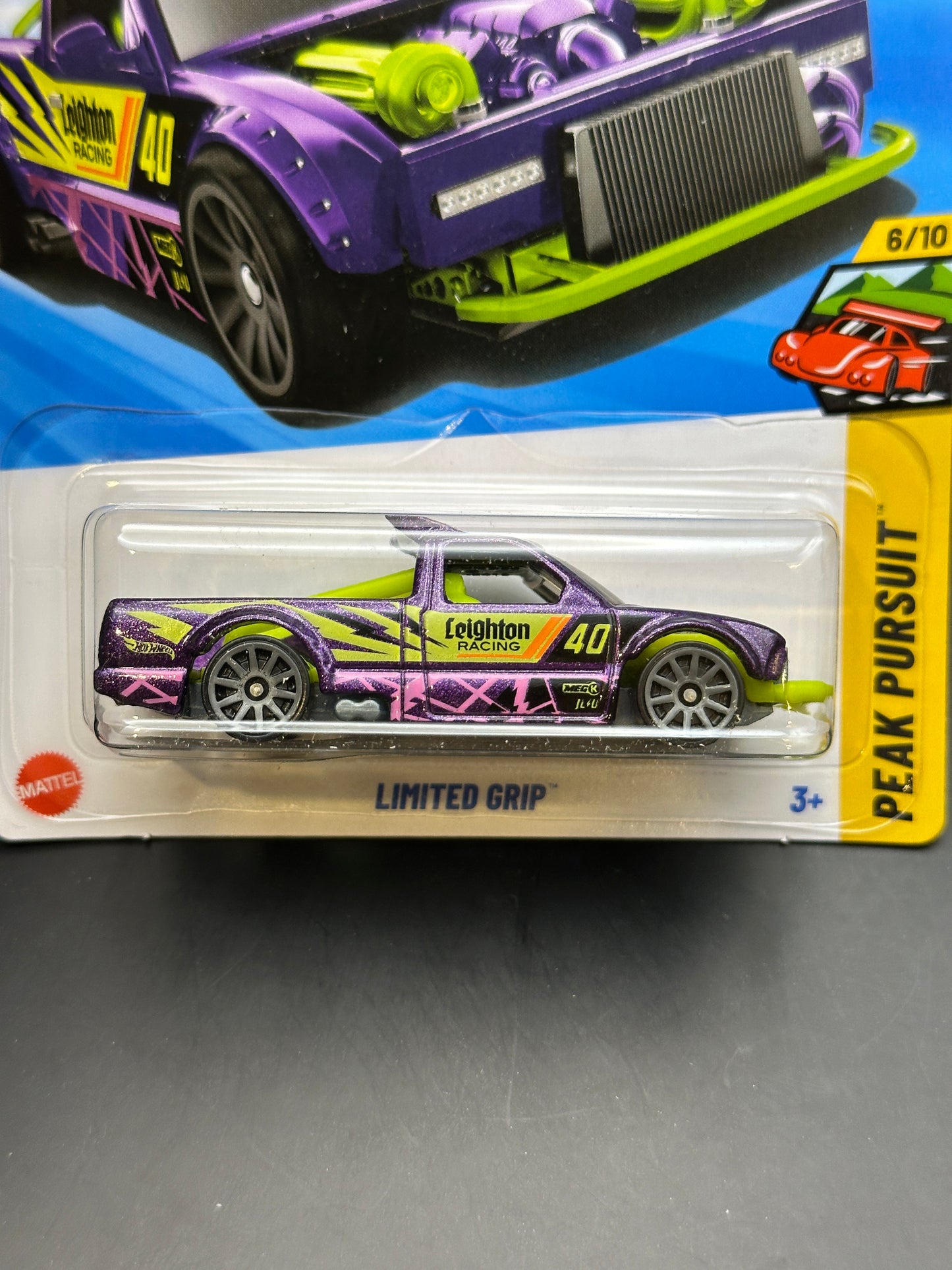 HOT WHEELS - LIMITED GRIP (2025) - HW PEAK PURSUIT 6/10