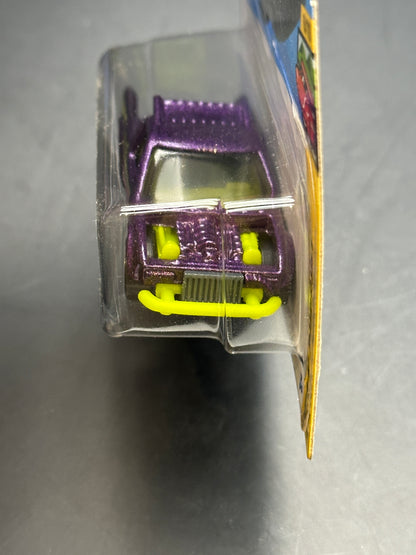 HOT WHEELS - LIMITED GRIP (2025) - HW PEAK PURSUIT 6/10
