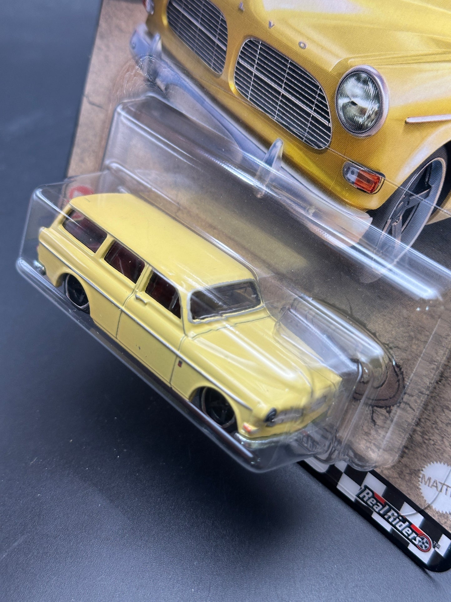 HOT WHEELS - VOLVO P220 AMAZON ESTATE (2022) - HW BOULEVARD #50