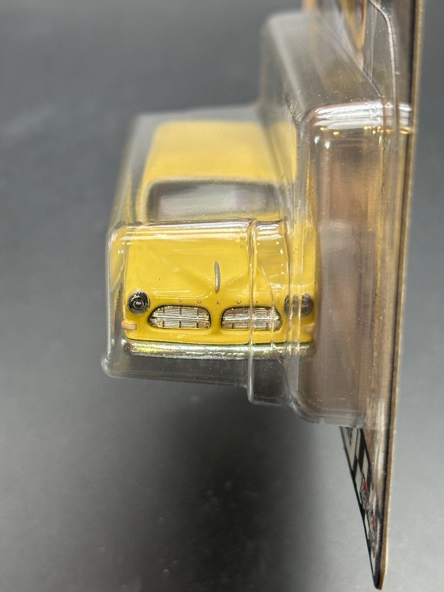 HOT WHEELS - VOLVO P220 AMAZON ESTATE (2022) - HW BOULEVARD #50