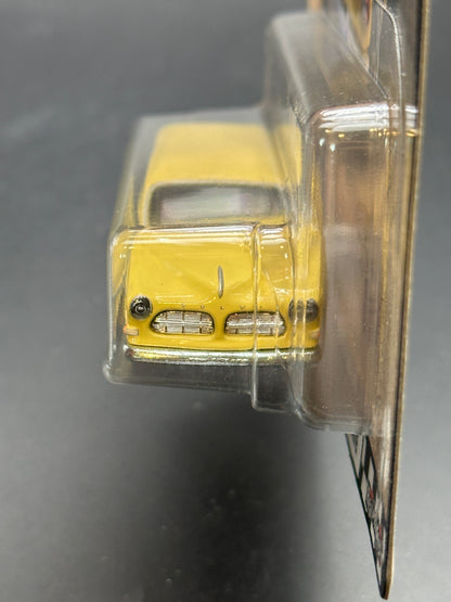 HOT WHEELS - VOLVO P220 AMAZON ESTATE (2022) - HW BOULEVARD #50