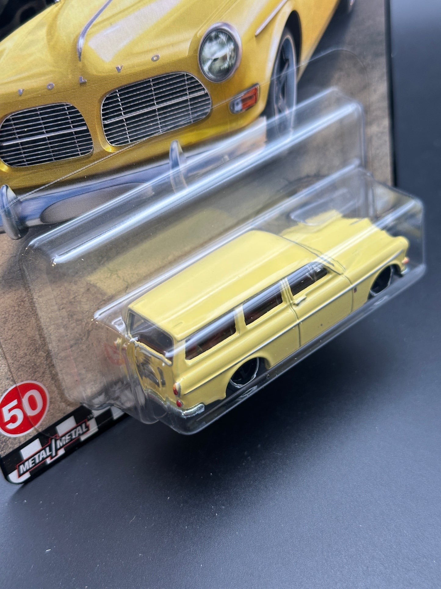 HOT WHEELS - VOLVO P220 AMAZON ESTATE (2022) - HW BOULEVARD #50