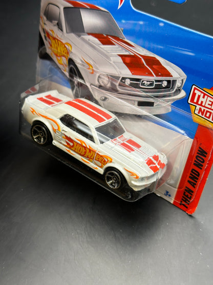 HOT WHEELS - 67 FORD MUSTANG COUPE (2025) - HW THEN AND NOW 1/10