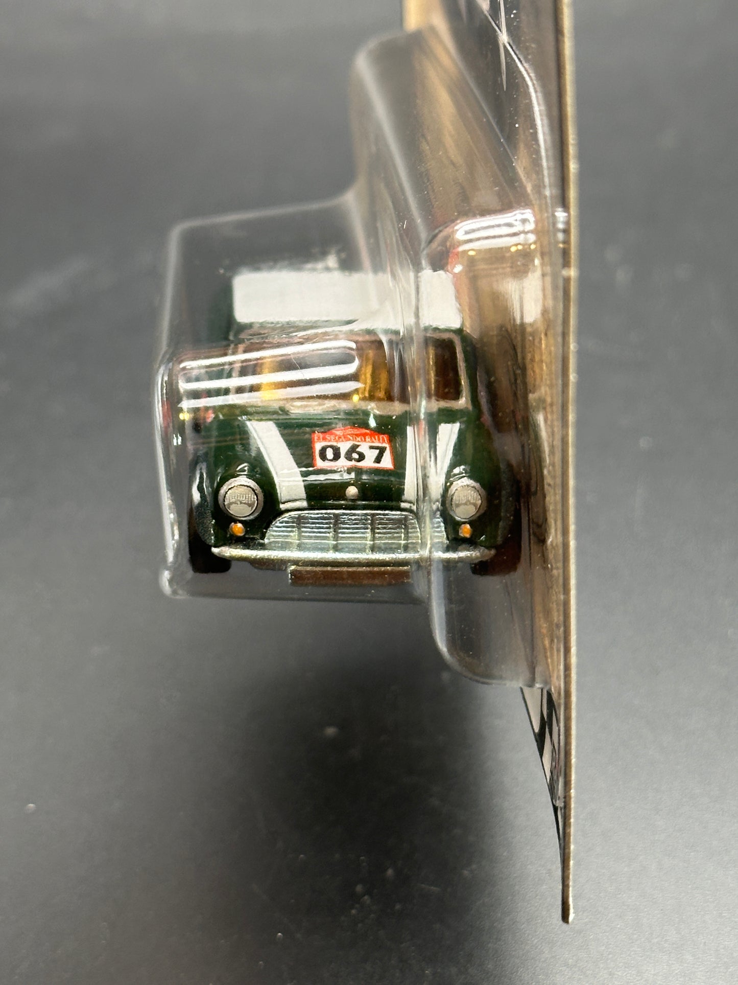 HOT WHEELS - 67 AUSTIN MINI PICKUP (2022) - HW BOULEVARD #48