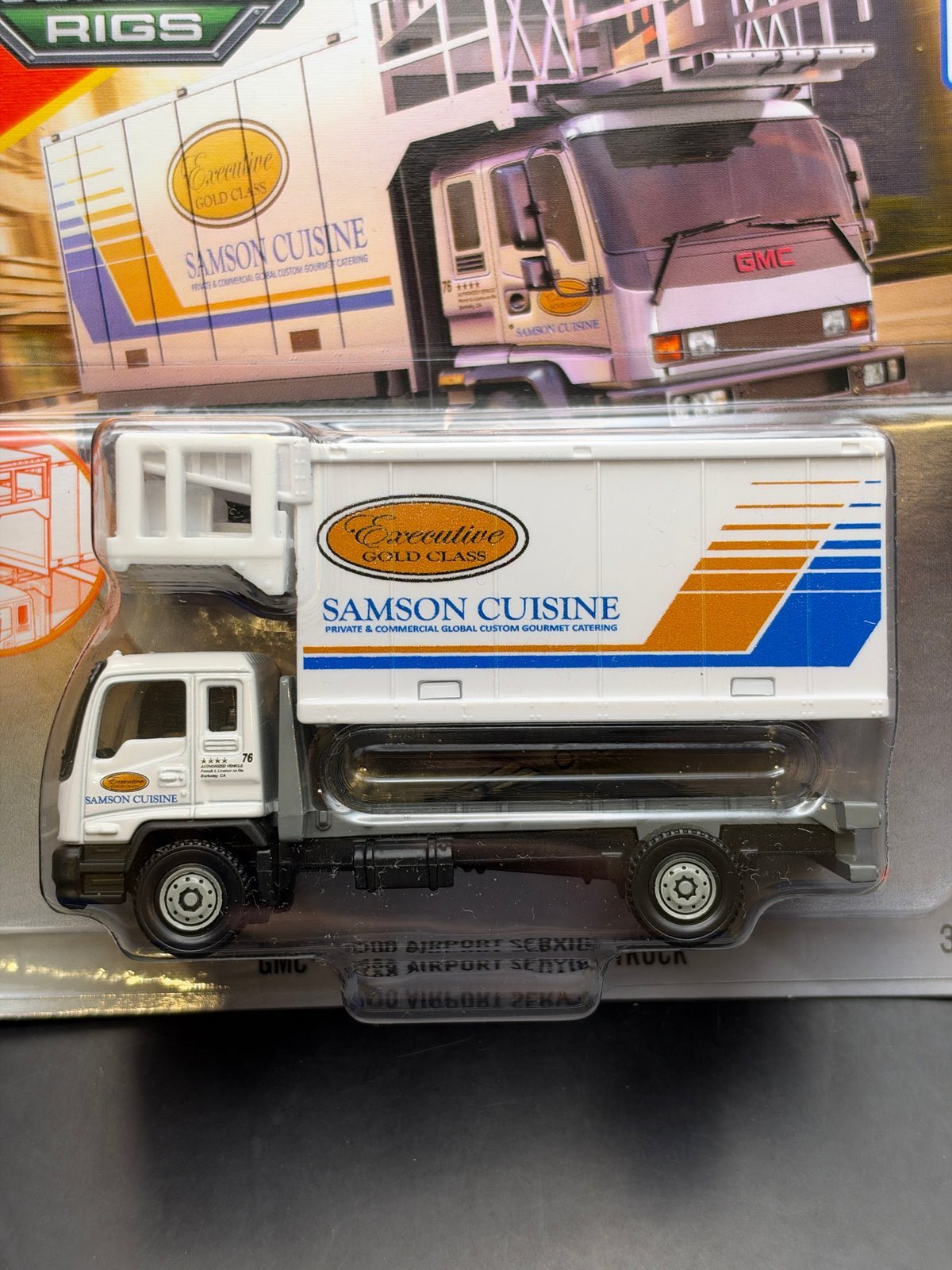 MATCHBOX WORKING RIGS - GMC T8500 AIRPORT SERVICE TRUCK - DIECAST