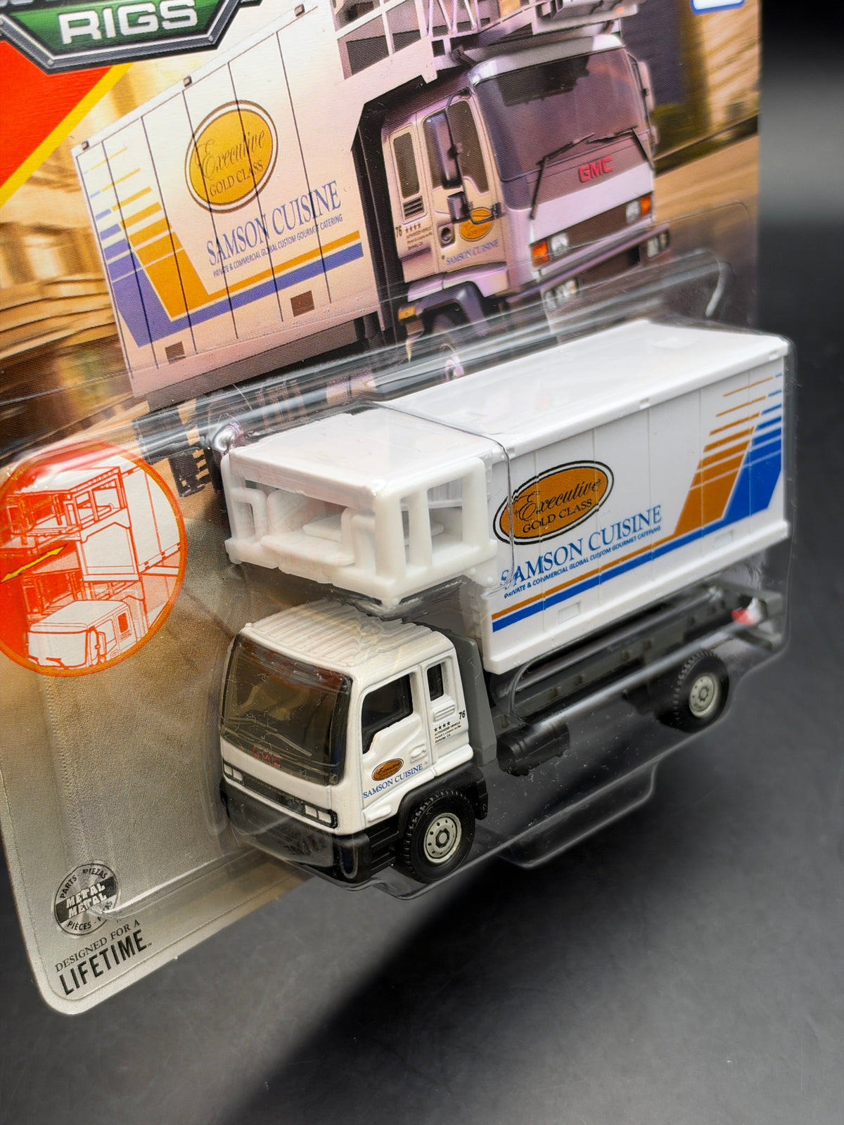 MATCHBOX WORKING RIGS - GMC T8500 AIRPORT SERVICE TRUCK - DIECAST
