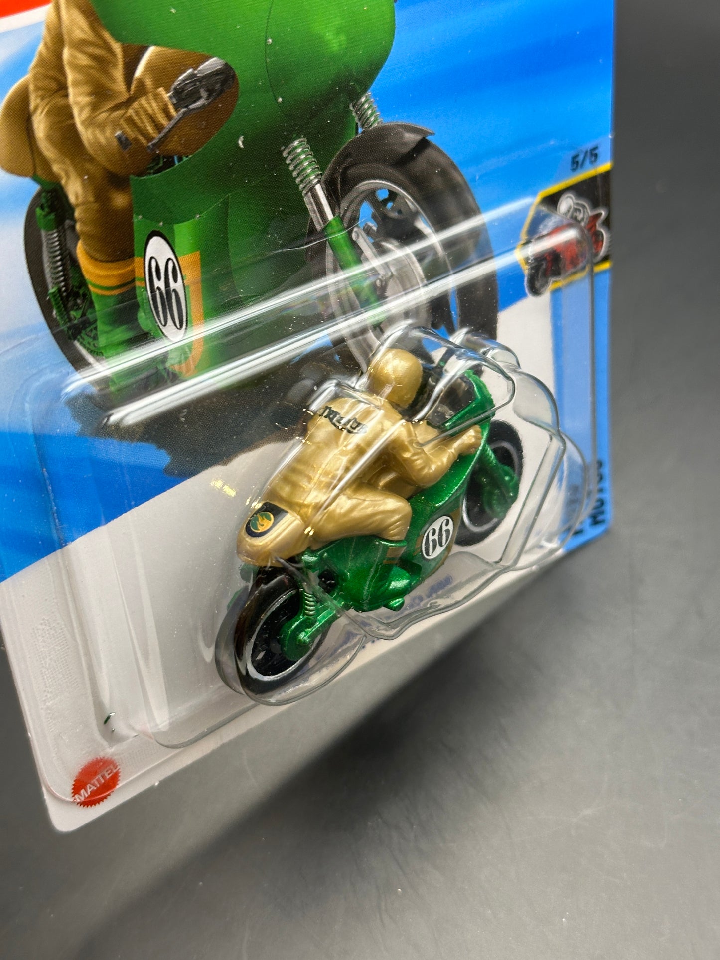 HOT WHEELS - 1966 TRIUMPH TIGER 100 - TREASURE HUNT (2025) - HW MOTO 5/5