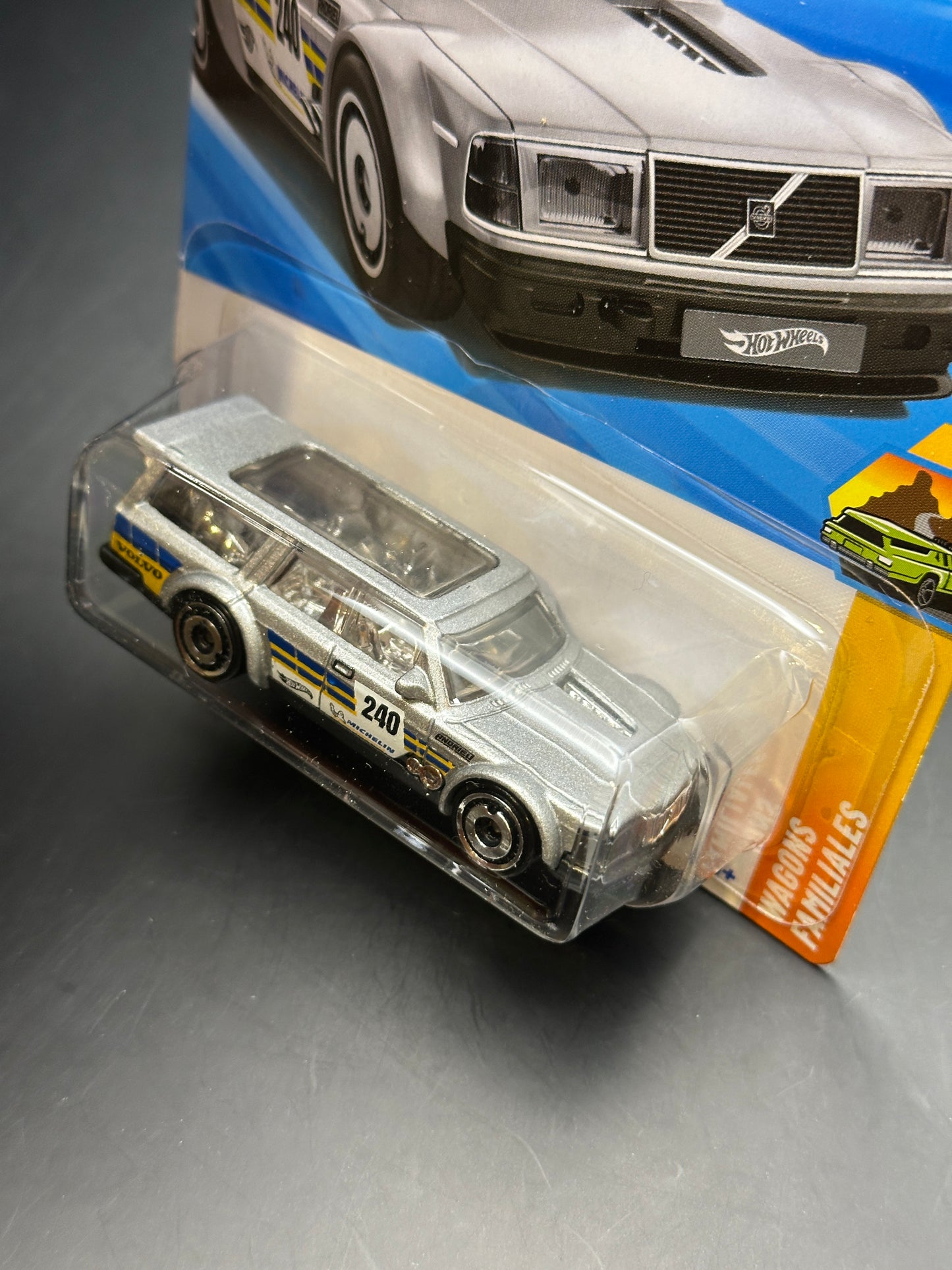 HOT WHEELS - VOLVO 240 DRIFT WAGON (2025) - HW WAGONS 3/5