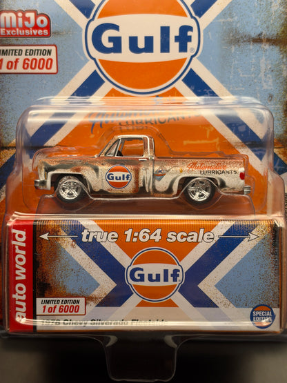 AUTO WORLD - 1978 CHEVY SILVERADO FLEETSIDE - 1/64 SCALE