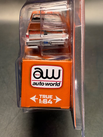 AUTO WORLD - 1978 CHEVY SILVERADO FLEETSIDE - 1/64 SCALE