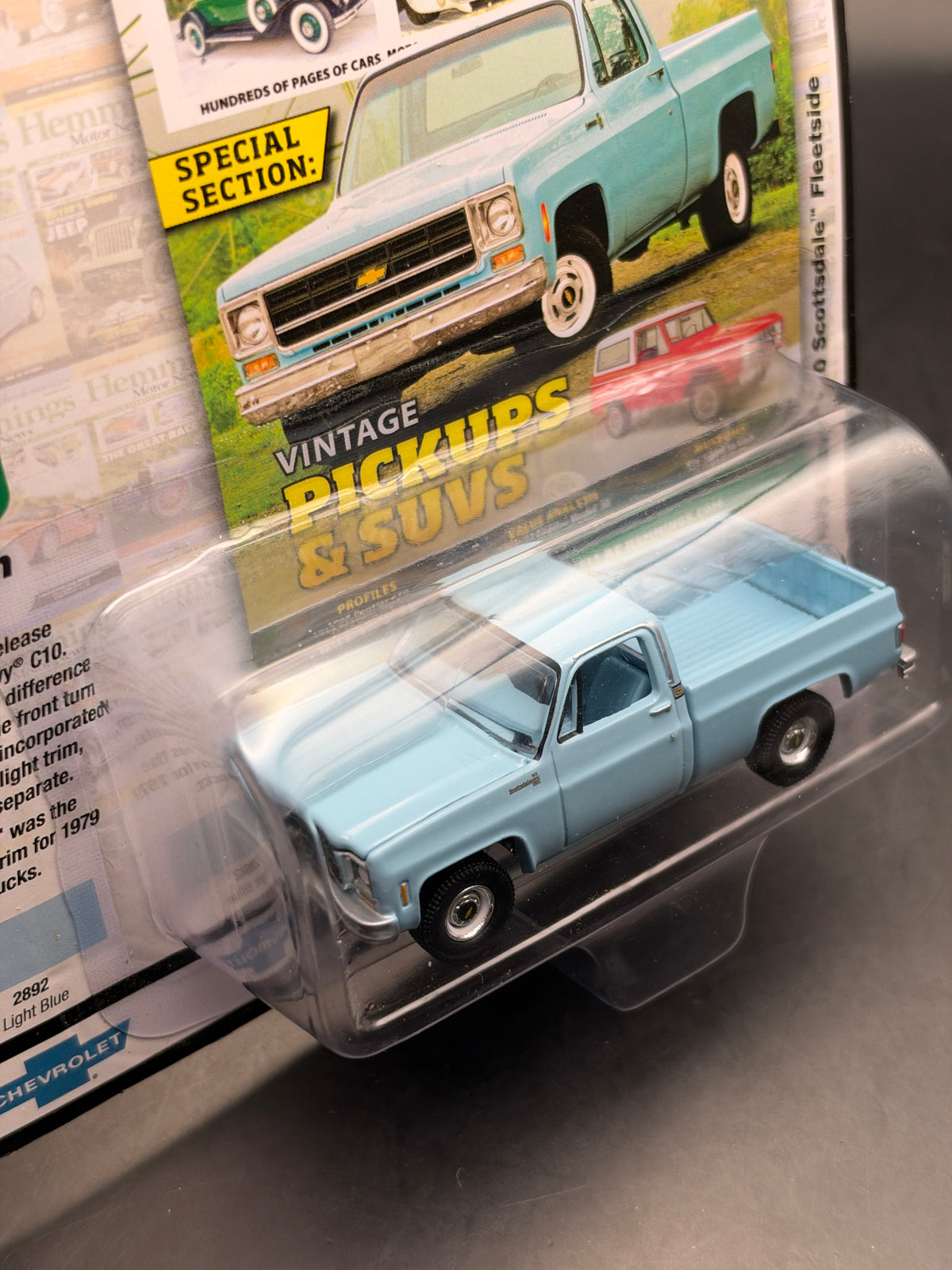 AUTO WORLD - 1979 CHEVY C10 SCOTTSDALE - HEMMINGS MOTOR NEWS - 1/64 SCALE