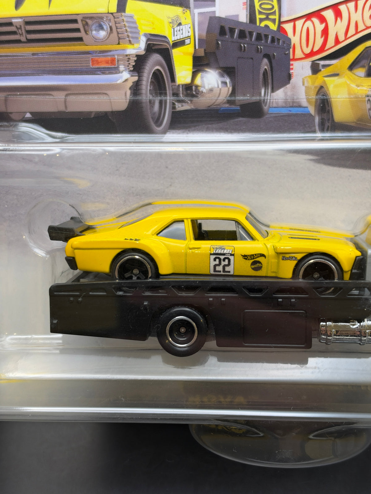 HOT WHEELS - CUSTOM 70 CHEVY NOVA / HORIZON HAULER (2022) LEGENDS TOUR TEAM TRANSPORT