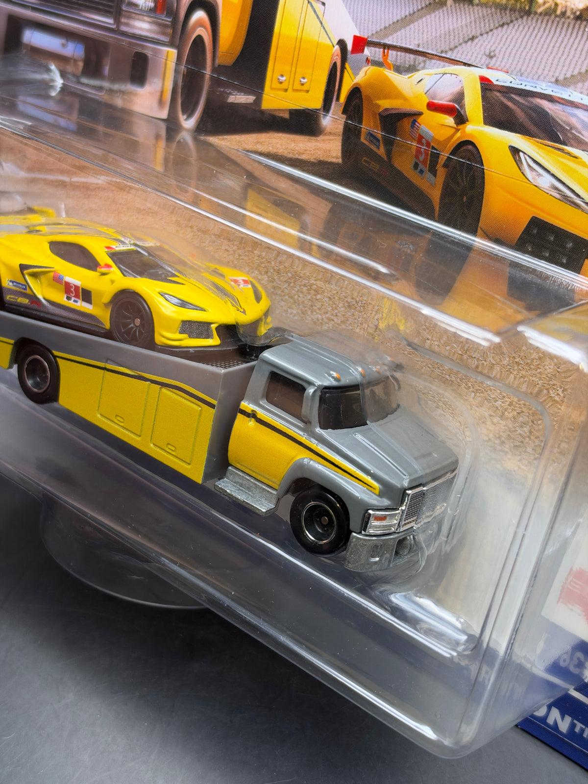 HOT WHEELS - CORVETTE C8.R / CARRY ON (2021) - TEAM TRANSPORT #36
