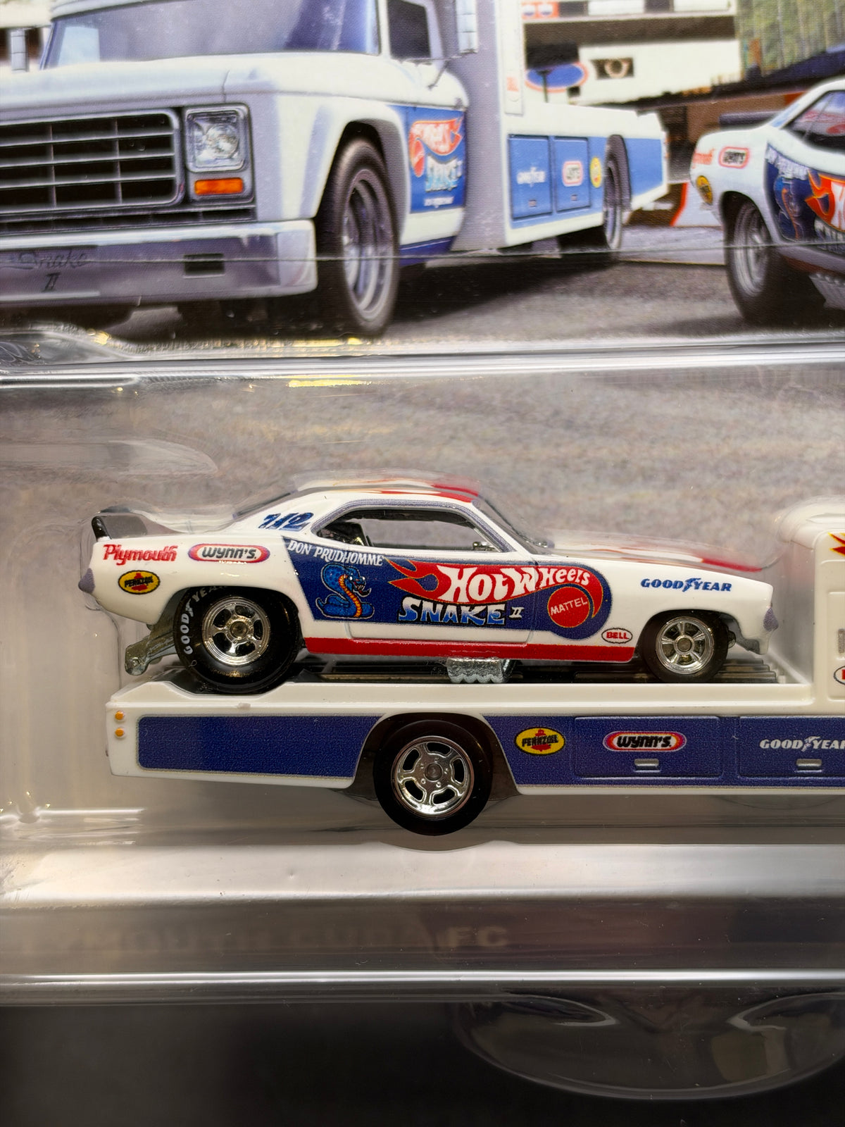 HOT WHEELS - 72 PLYMOUTH CUDA FC / RETRO RIG (2022) - TEAM TRANSPORT #46