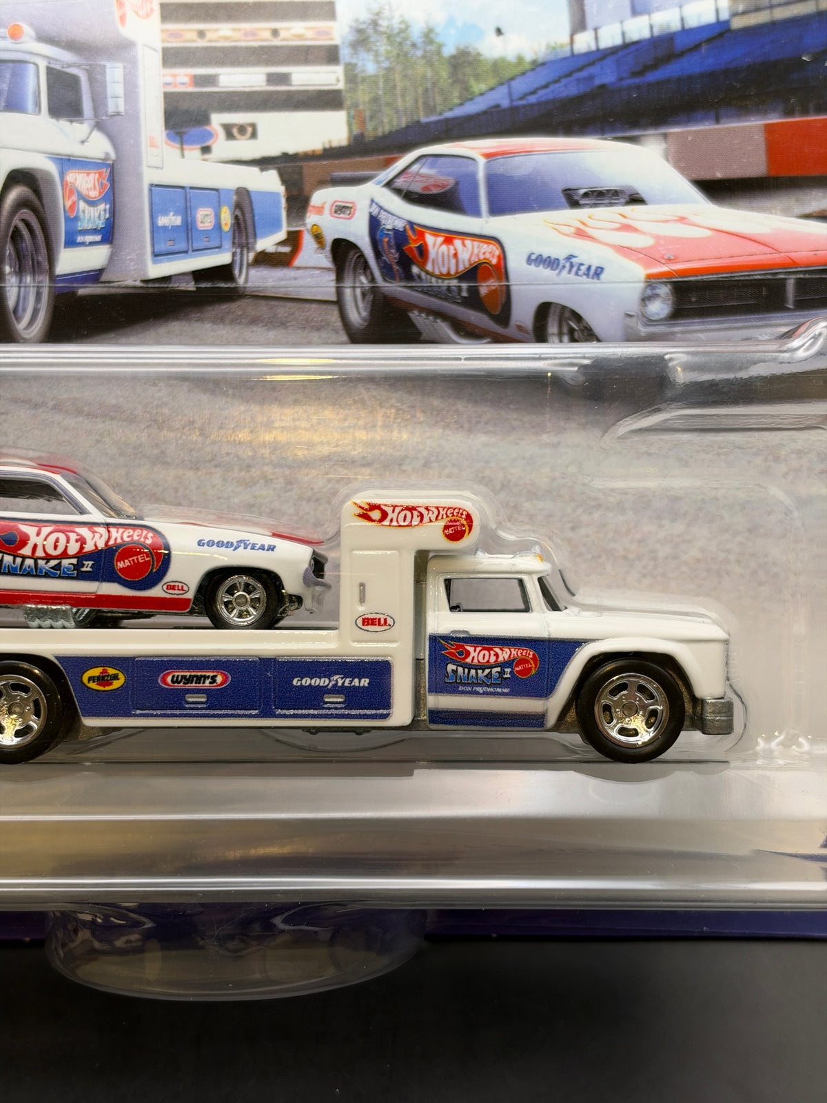 HOT WHEELS - 72 PLYMOUTH CUDA FC / RETRO RIG (2022) - TEAM TRANSPORT #46
