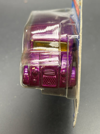 HOT WHEELS - DAIRY DELIVERY (2000) - HW CIRCUS ON WHEELS SERIES 4/4