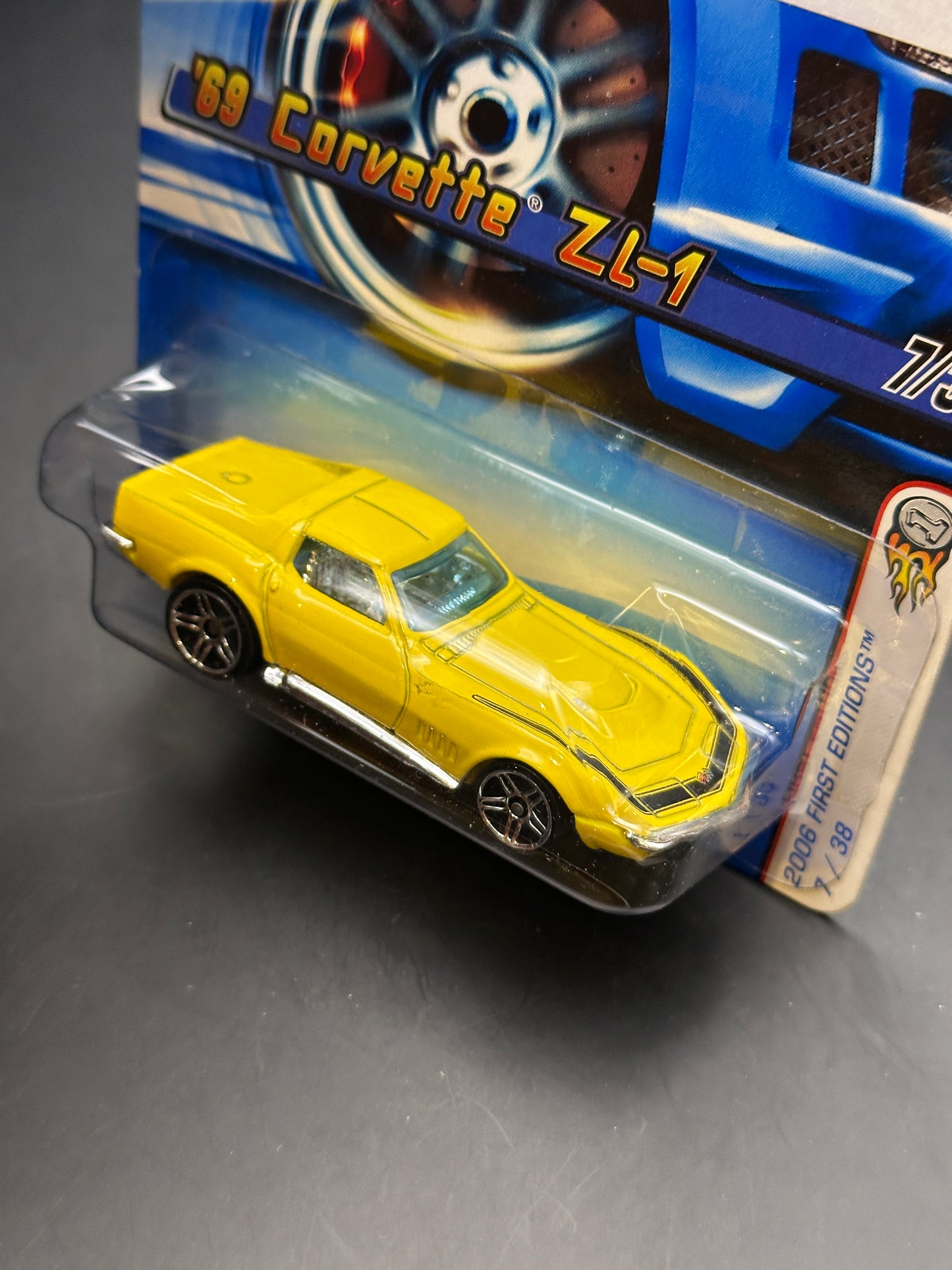 HOT WHEELS - 69 CORVETTE ZL-1 (2006) - HW 2006 FIRST EDITIONS 7/38