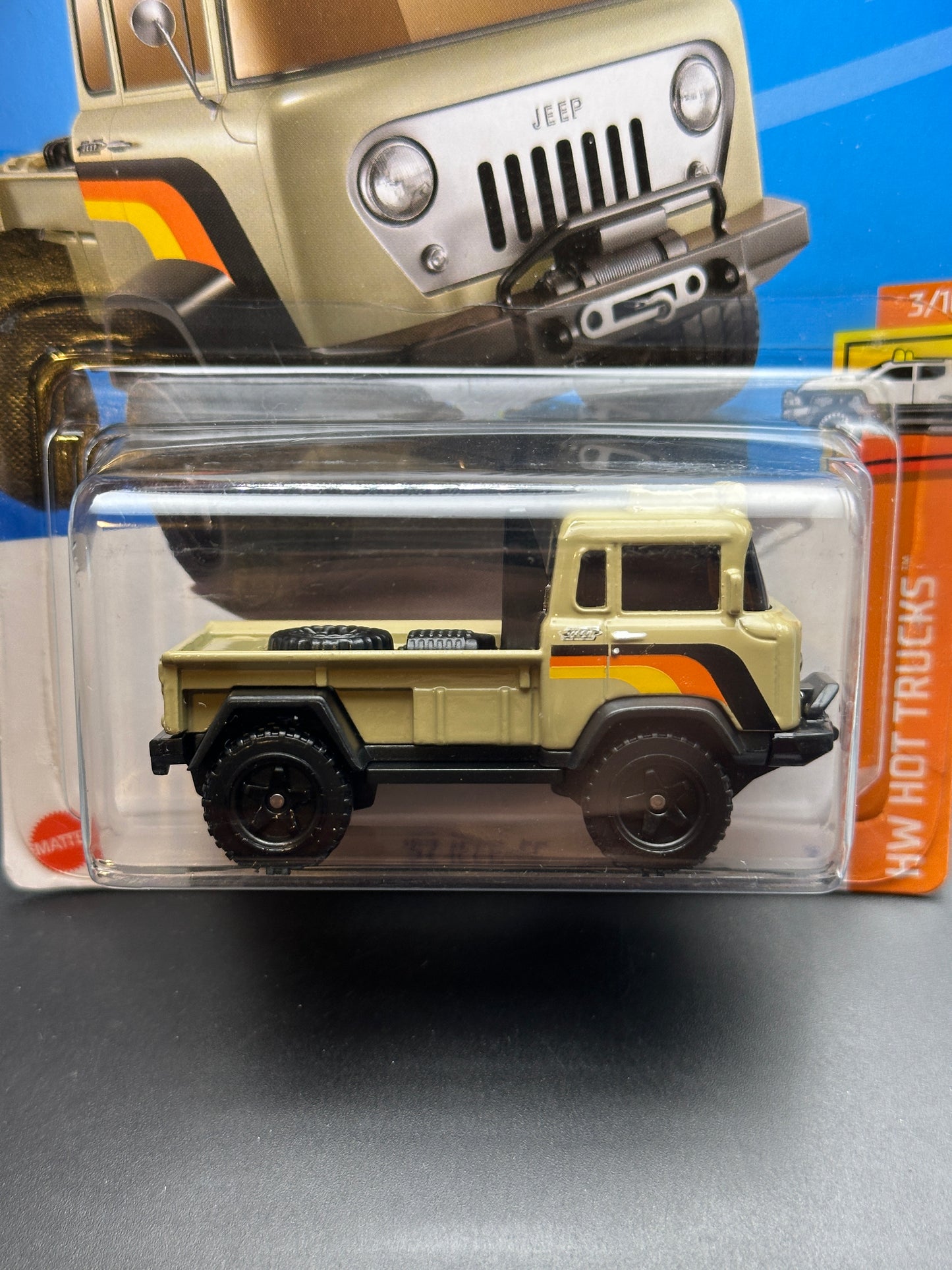 HOT WHEELS - 57 JEEP FC (2024) - HW HOT TRUCKS 3/10