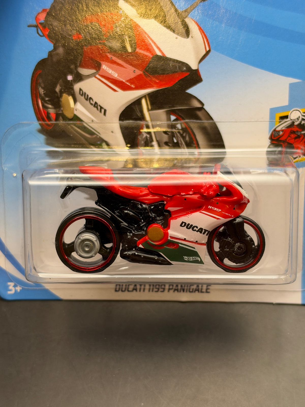 HOT WHEELS - DUCATI 1199 PANIGALE (2019) - HW MOTO 2/5