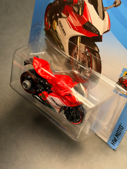 HOT WHEELS - DUCATI 1199 PANIGALE (2019) - HW MOTO 2/5