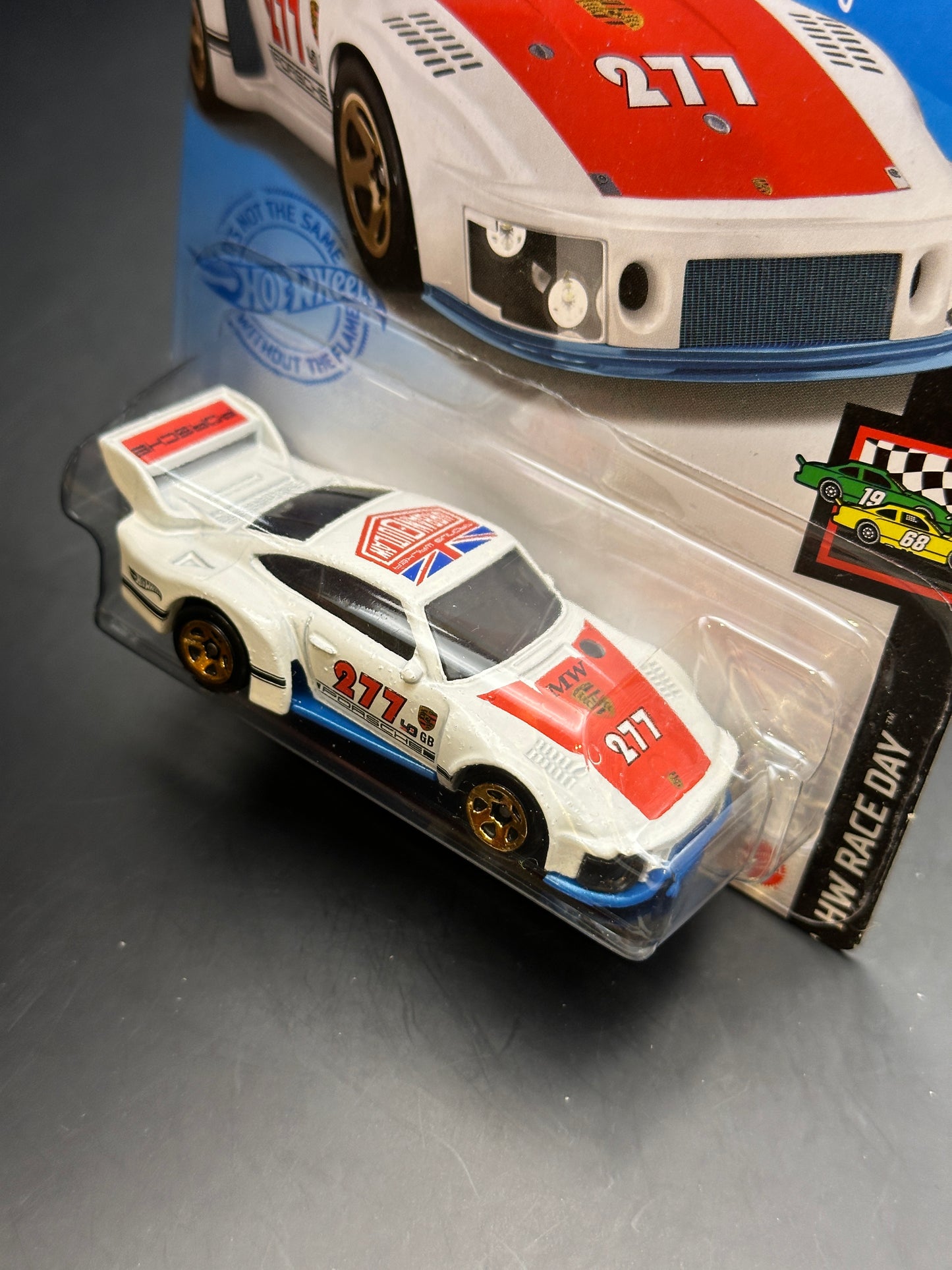 HOT WHEELS - PORSCHE 935 (2021) - HW RACE DAY 5/10