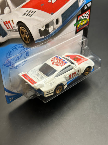 HOT WHEELS - PORSCHE 935 (2021) - HW RACE DAY 5/10