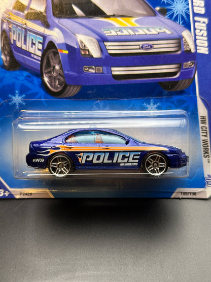 HOT WHEELS - FORD FUSION (2009) - HW CITY WORKS