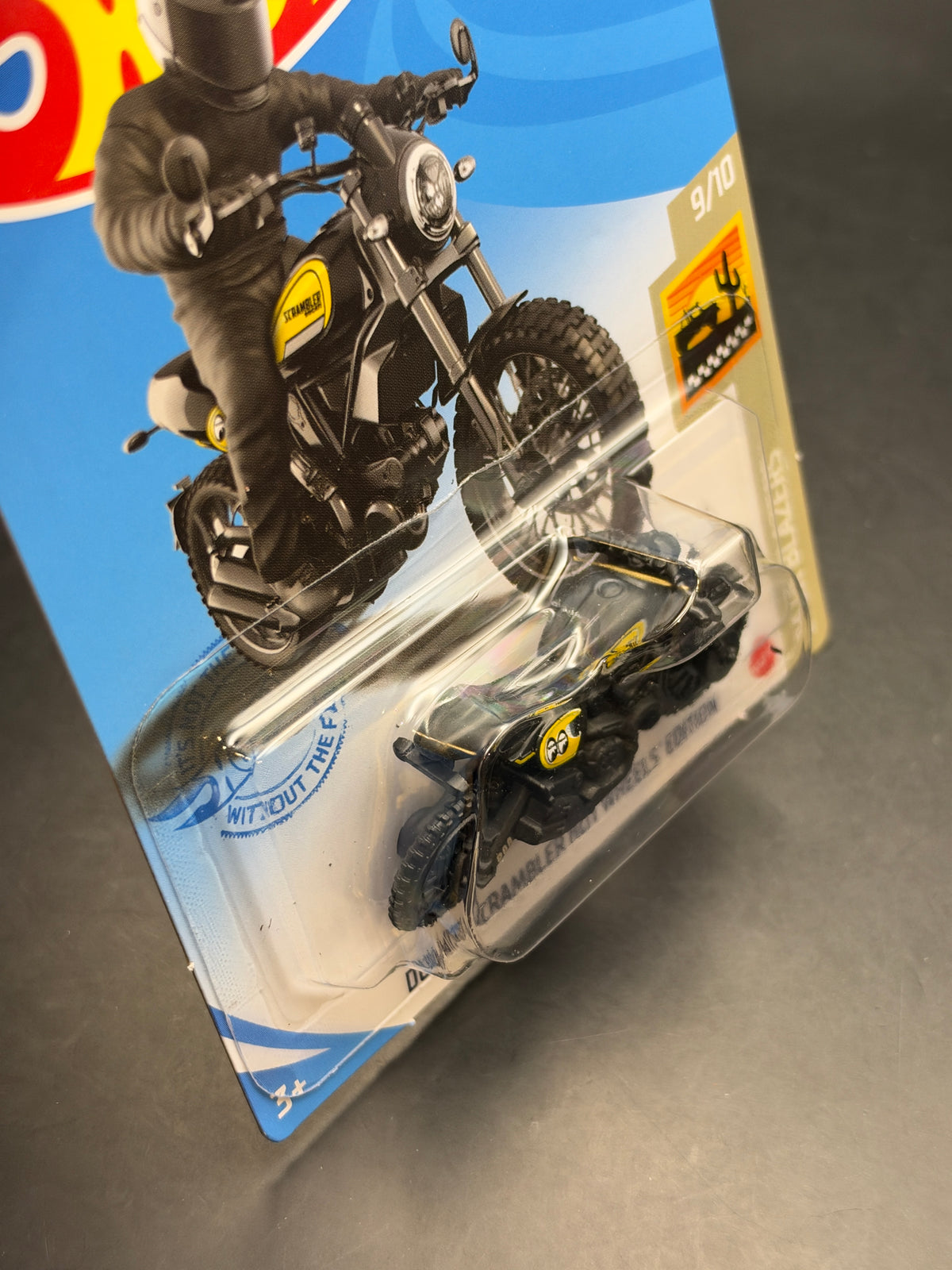 HOT WHEELS - DUCATI SCRAMBLER HOT WHEELS EDITION (2021) - HW BAJA BLAZERS 9/10