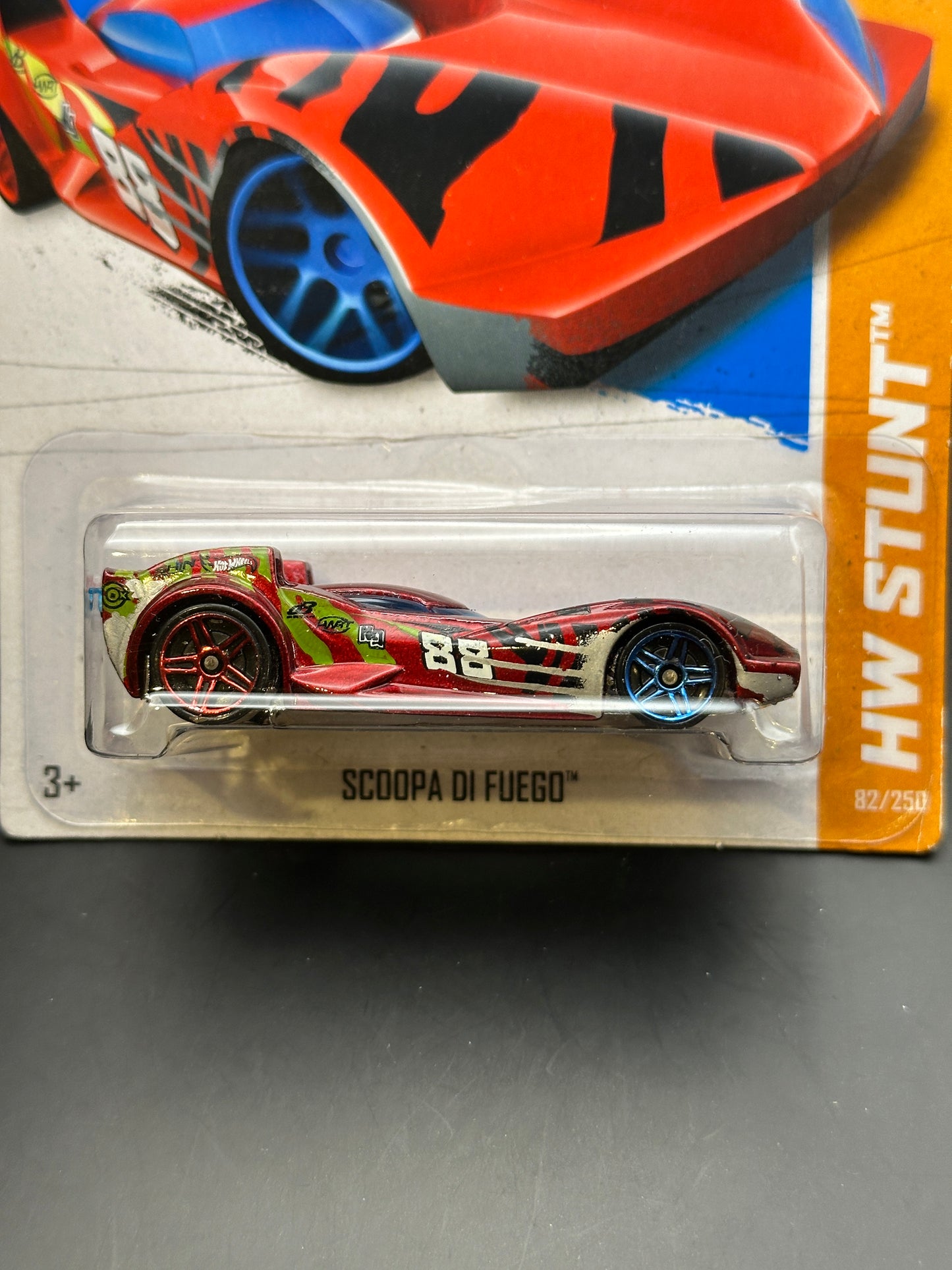 HOT WHEELS - SCOOPA DI FUEGO (2013) - HW STUNT