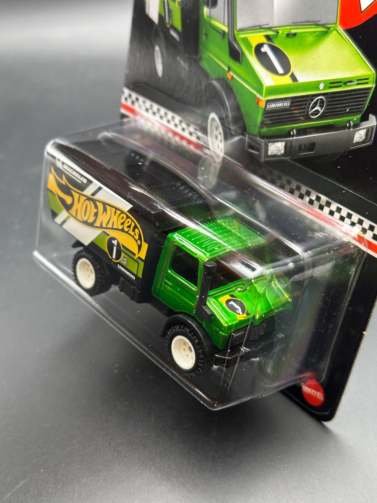 HOT WHEELS - MERCEDES BENZ UNIMOG U 1300L (2025) - COLLECTOR EDITION